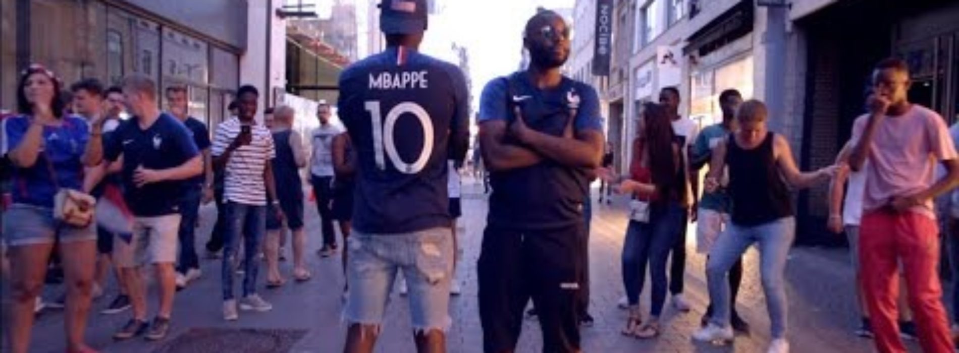 AMIMA – Débordement de MBAPPE [ KYLIAN MBAPPE ]  / VEGEDREAM – RAMENEZ LA COUPE A LA MAISON Clip officiel – Juillet 2018