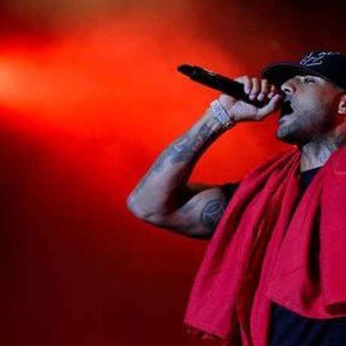 «Vous ne m’avez pas lâché»: Booba, en concert, communie avec ses fans /  samedi soir à Paris La Défense Arena, rempli de 40.000 fans…- Octobre 2018