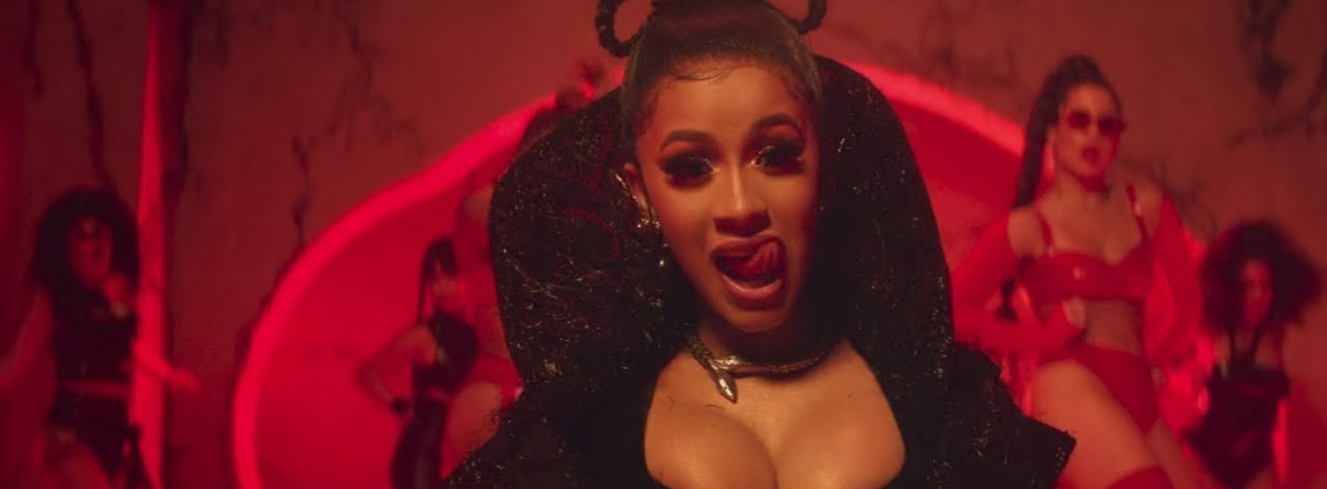 Cardi B – Kulture ft. Nicki Minaj, Chris Brown (Official Video) – Décembre 2018