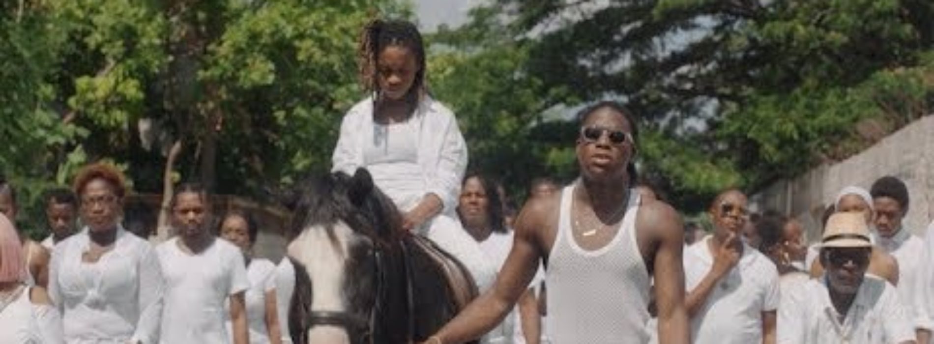 Daniel Caesar – CYANIDE: REMIX ft. Koffee (Official Video)  – Décembre 2019