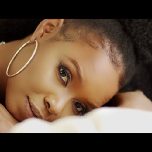 Yemi Alade – Remind You (Official Video) Starring Djimon Hounsou – Janvier 2020