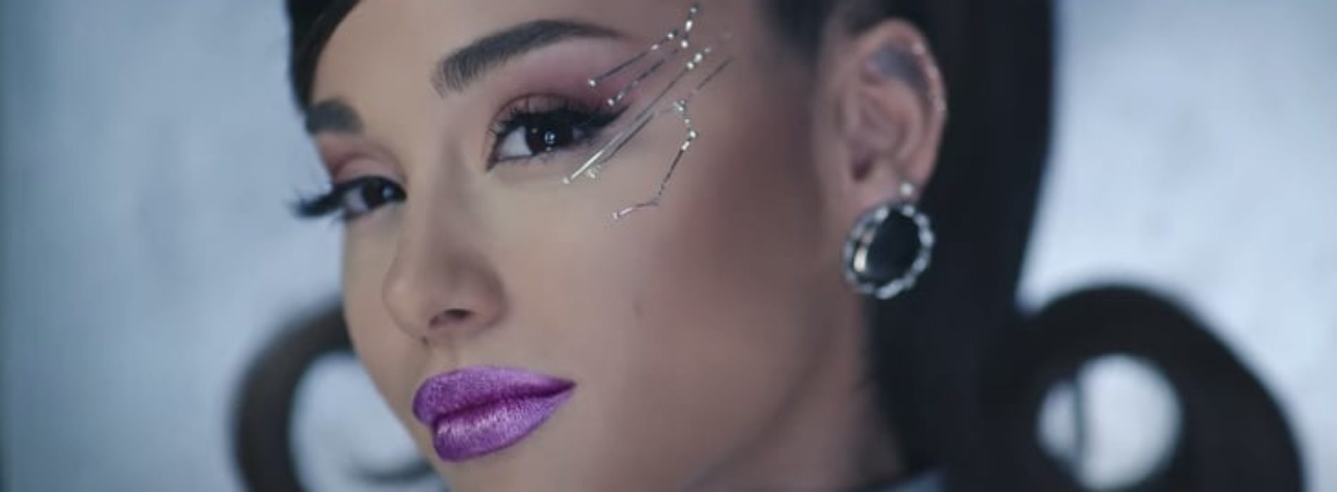 Ariana Grande – 34+35 (official video) – Novembre 2020