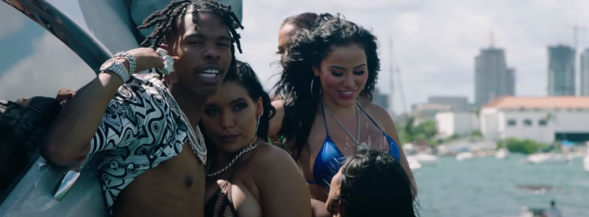 Lil Baby – Errbody /  On Me (Official Video) – Décembre 2020