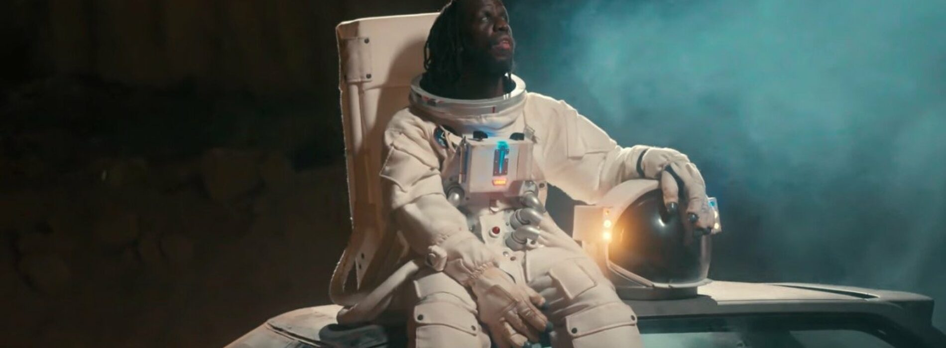 Youssoupha – ASTRONAUTE (Clip officiel) – Février 2021