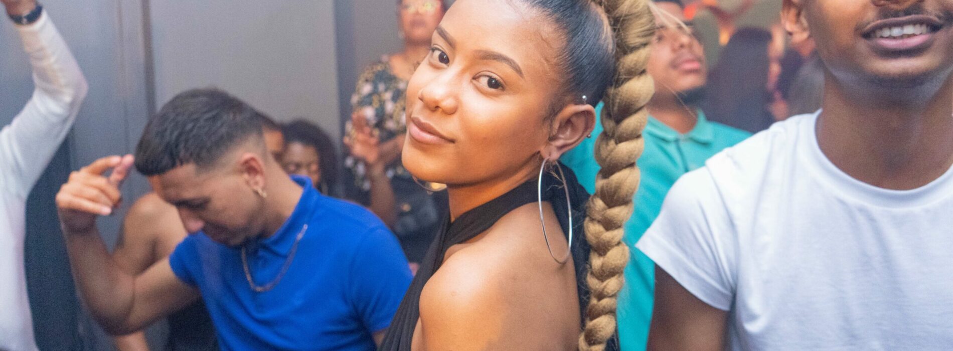 Découvre les Photos « par @djoun_plm » de La Soirée Coqlakour du 23 Octobre 2021 au Redlight PARIS .