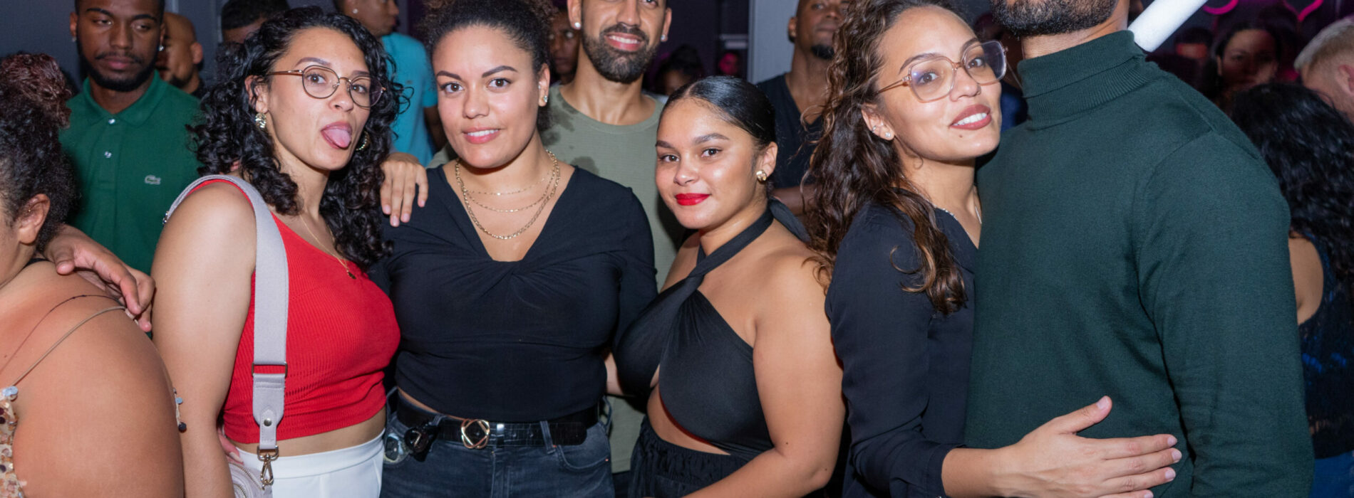 Découvre les Photos « par @djoun_plm » de La Soirée Coqlakour du 23 Octobre 2021 au Redlight PARIS .