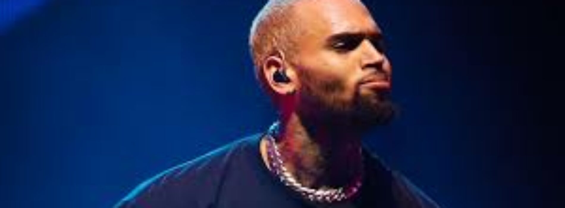 Chris Brown -« No time like christmas » – Décembre 2022