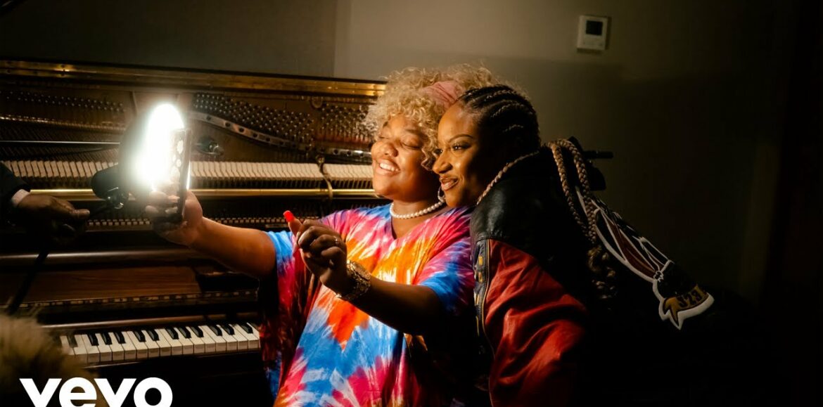 Libianca – People (Official Visualiser) ft. Ayra Starr, Omah Lay – Mars 2023
