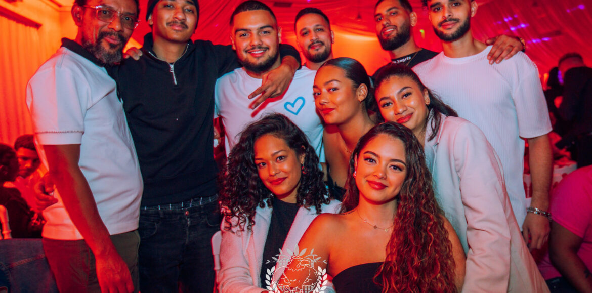 Découvre les photos de la soirée COQLAKOUR du 08 mars 2025 à la Fiesta.