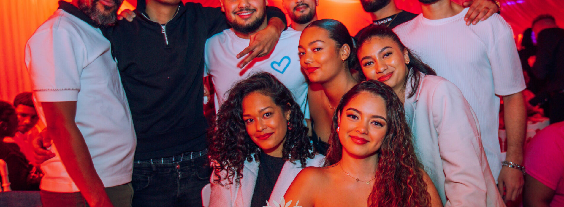 Découvre les photos de la soirée COQLAKOUR du 08 mars 2025 à la Fiesta.